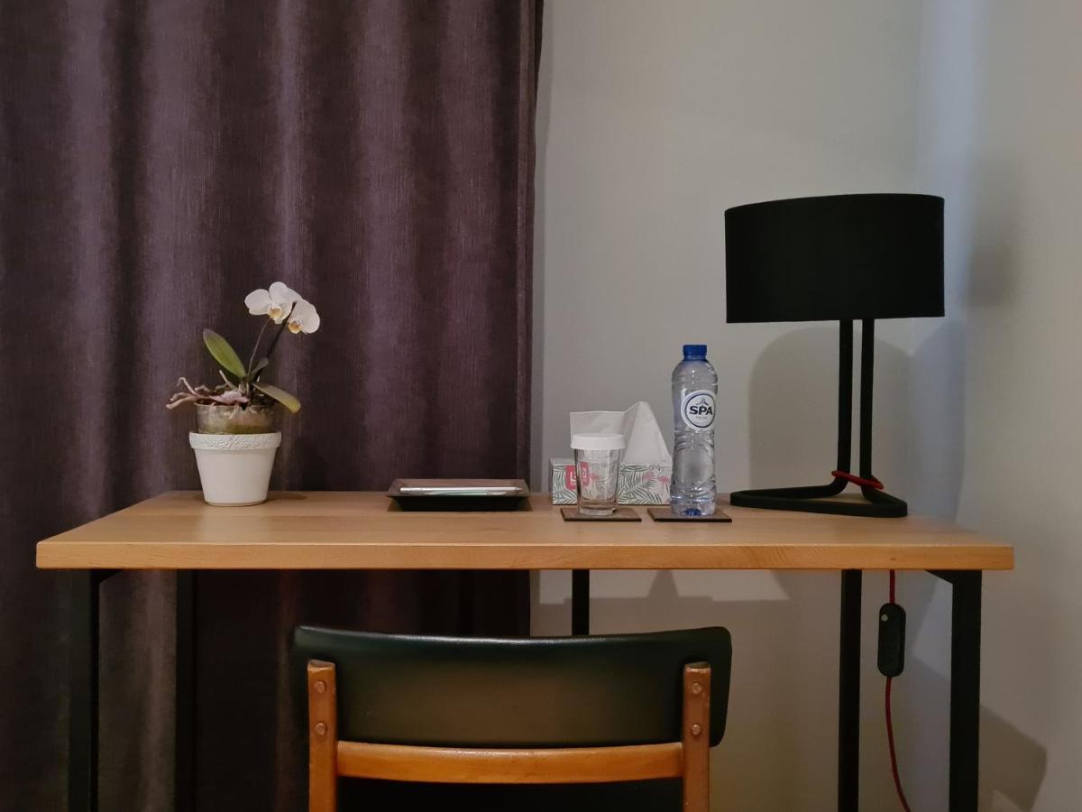 B&B A Cote Du Cinquantenaire Etterbeek Exterior foto
